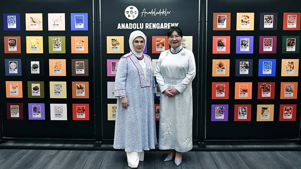 Emine Erdoğan’dan Moğolistan Cumhurbaşkanı ve eşinin ziyaretine ilişkin paylaşım