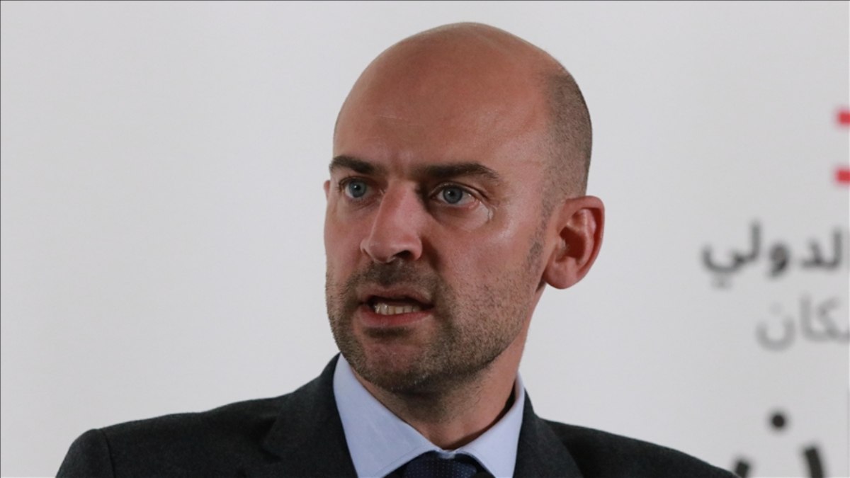 Fransa, Avrupa Birliği’nin Suriye’ye yönelik bazı yaptırımları kaldırabileceğini açıkladı