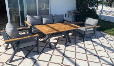 Bahçe Mobilyaları Seçimi ve Bakımı Rehberi